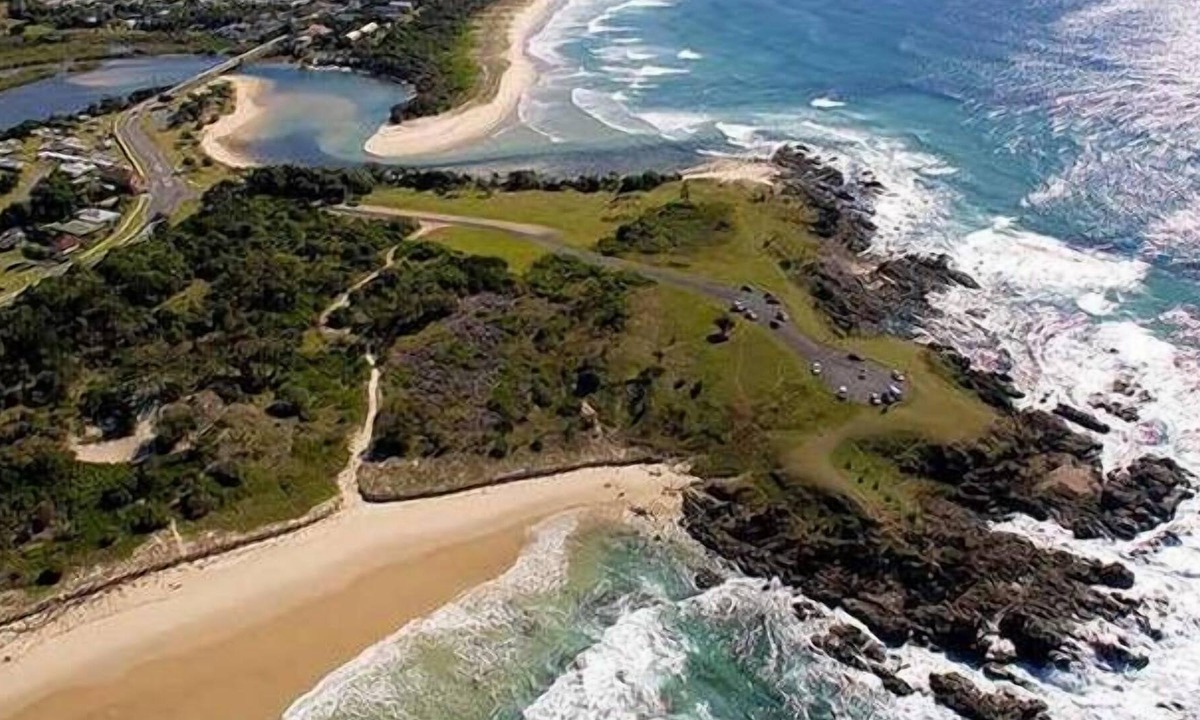 Hastings Point House | PENINSULA 9 - Beachfront Townhouse