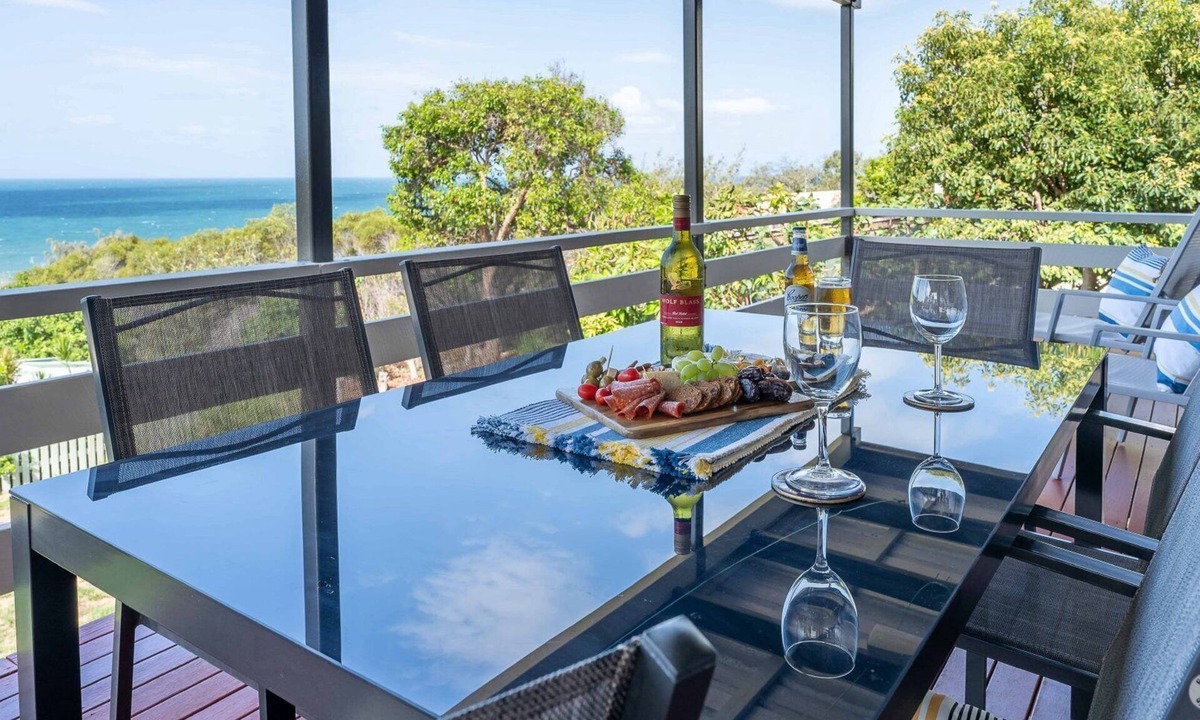 Seventeen Seventy House | PETER'S COTTAGE - A COASTAL GEM IN HISTORIC 1770