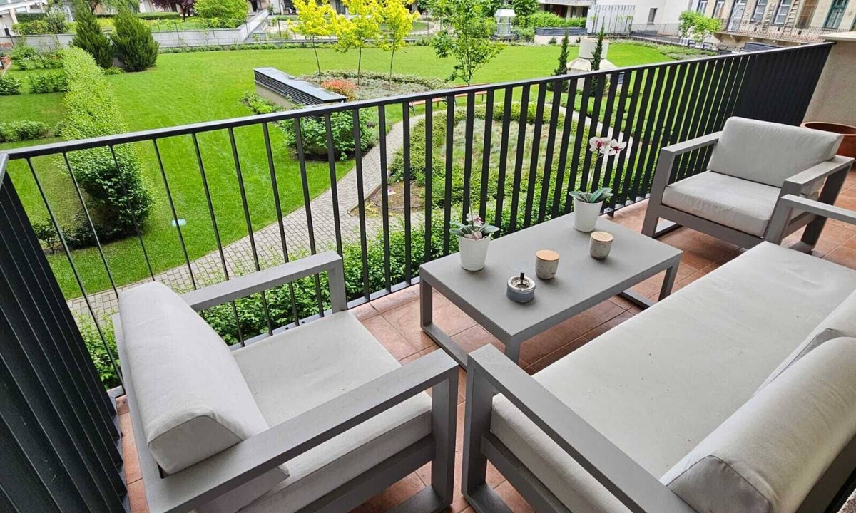Ujlipotvaros Apartment | Quiet, 2-bedroom flat with huge terrace and AC in Budapest for relaxing stays