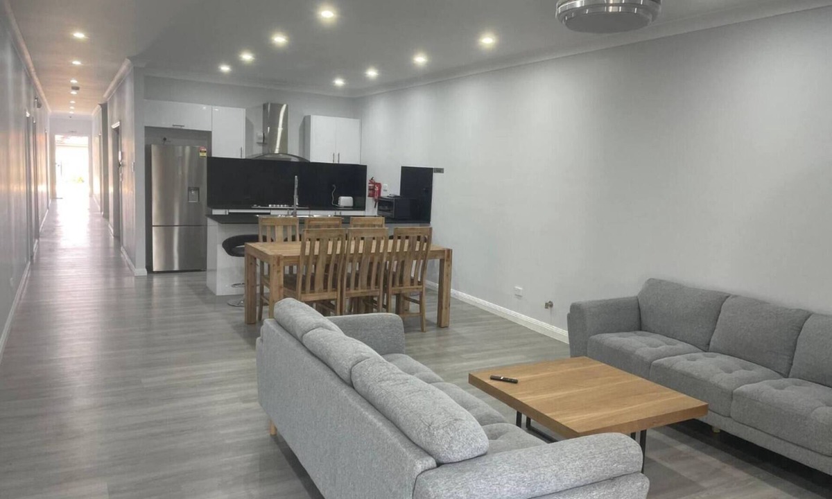 Mount Druitt House | Quiet Spacious Family House Mount Druitt