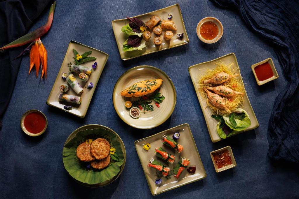 Dong Khoi Hotel | Renaissance Riverside Hotel Saigon