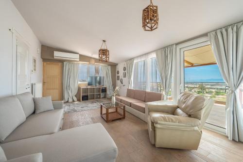 Elliniko Apartment | Salty Caramel Loft