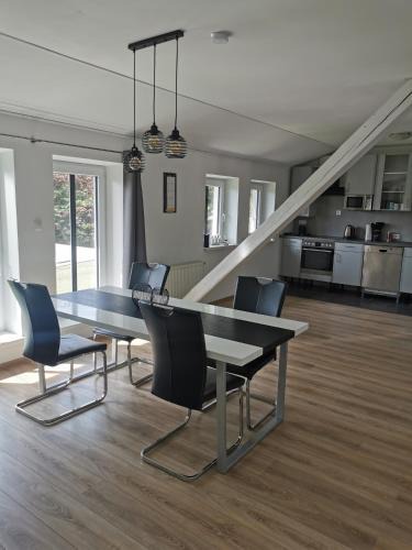 Oberlascheid Apartment | Scheunendomizil
