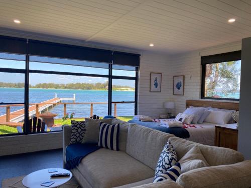 Marks Point Villa | Serenity by the Lake - Romantic Waterfront Couple's Getaway