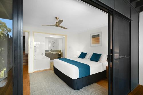 Hamilton Island Apartment | Shorelines