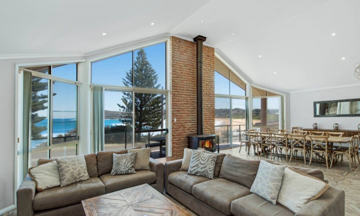 Copacabana House | Siesta by the Sea - Beachside Retreat