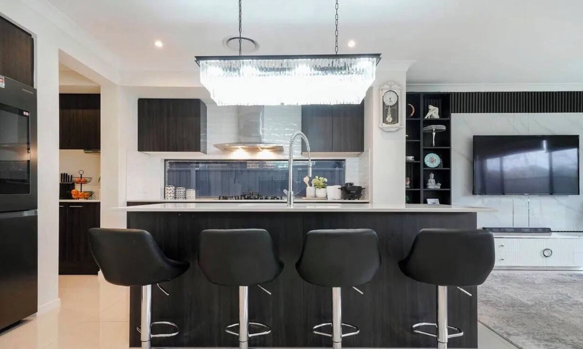 Catherine Field House | Spacious 5BR Home with Premium Comfort