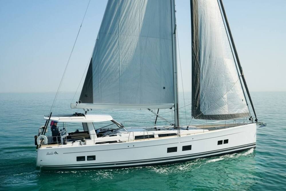 Pasalimani Boat Rental | Sun-Kissed Sailing Adventure in Islas Sarónicas