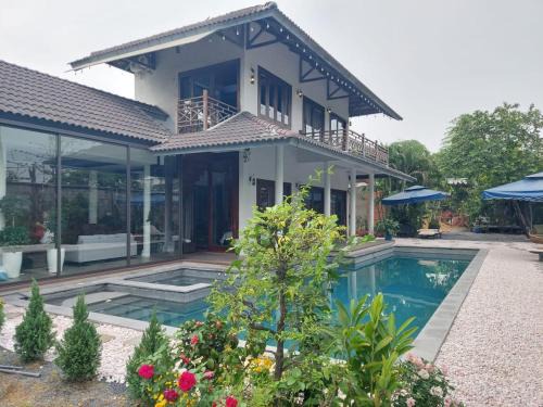 Linh Trung IEPZ Villa | Thao’s Villa
