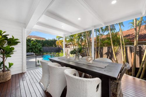 Murarrie House | The Duchess - Stunning Hamptons Oasis with Pool | Winter Escape Deal | Stay Longer & Save | 1 June – 31 August