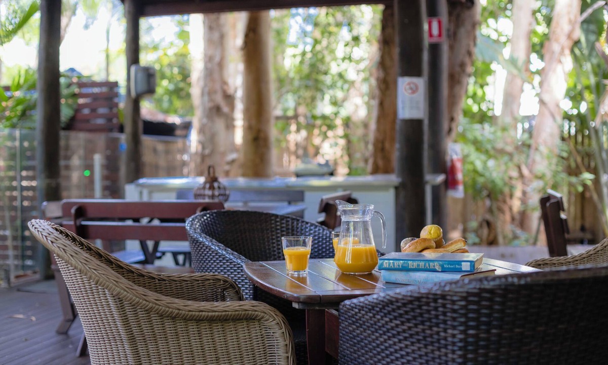 Palm Cove Apartment | The Reef Retreat Palm Cove Apartments- 2 minutes to the Beach