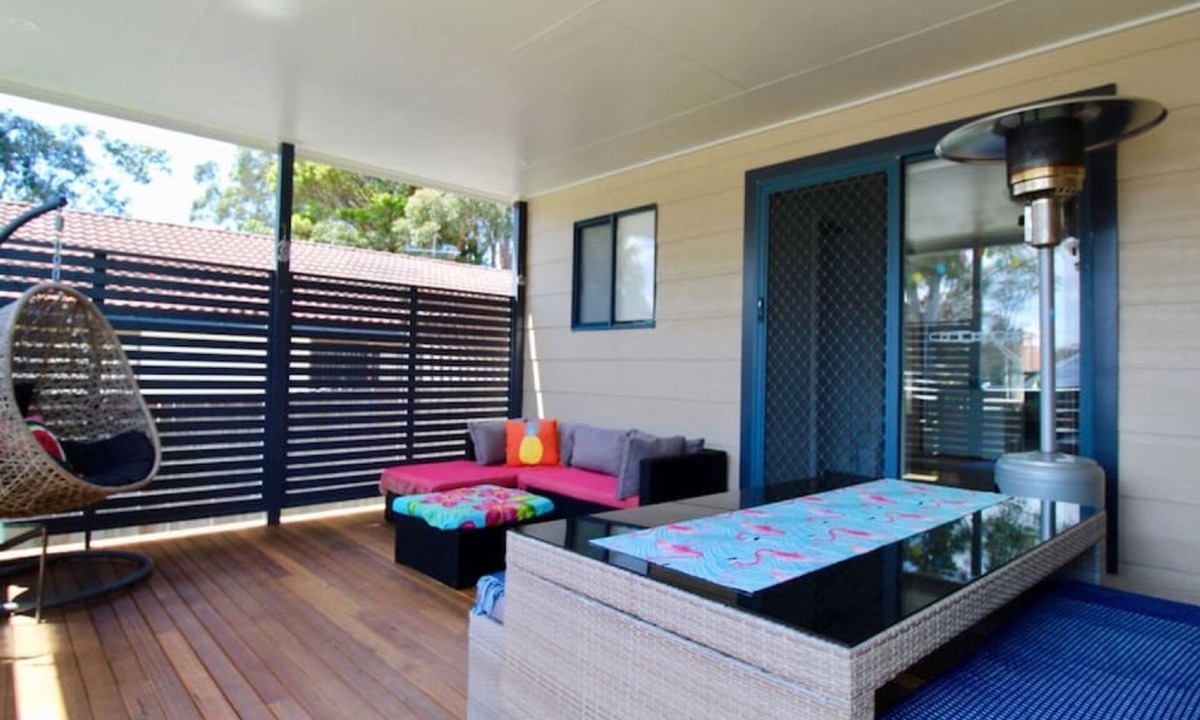 Old Erowal Bay House | The Weekender Jervis Bay by Book Jervis Bay - 8 MIN Drive TO Hyams Beach