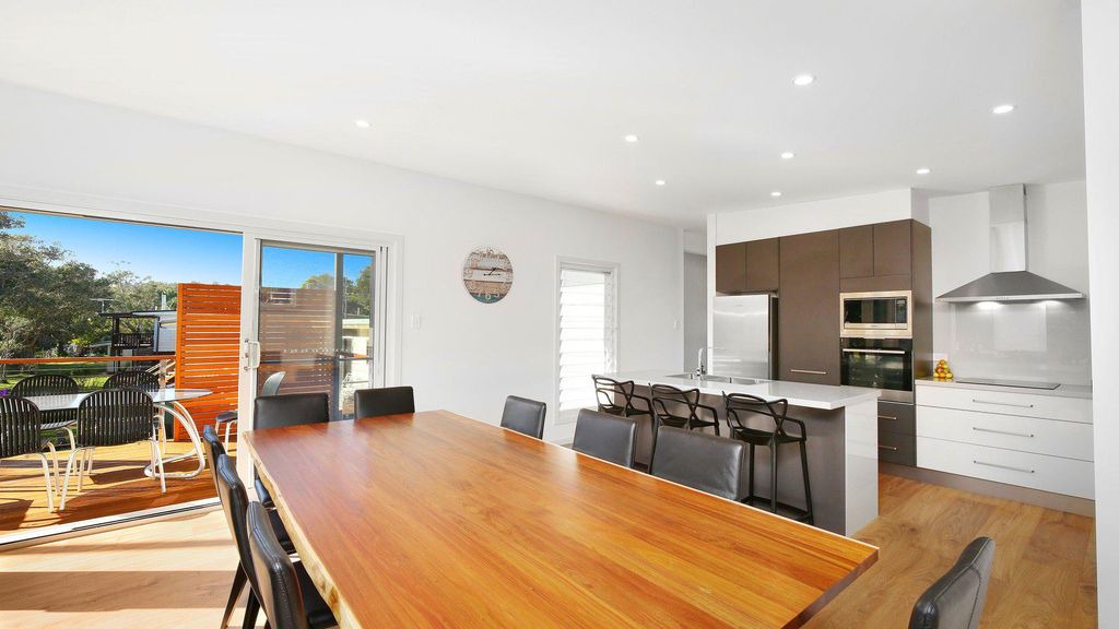 Budgewoi House | The Wharf House - Budgewoi