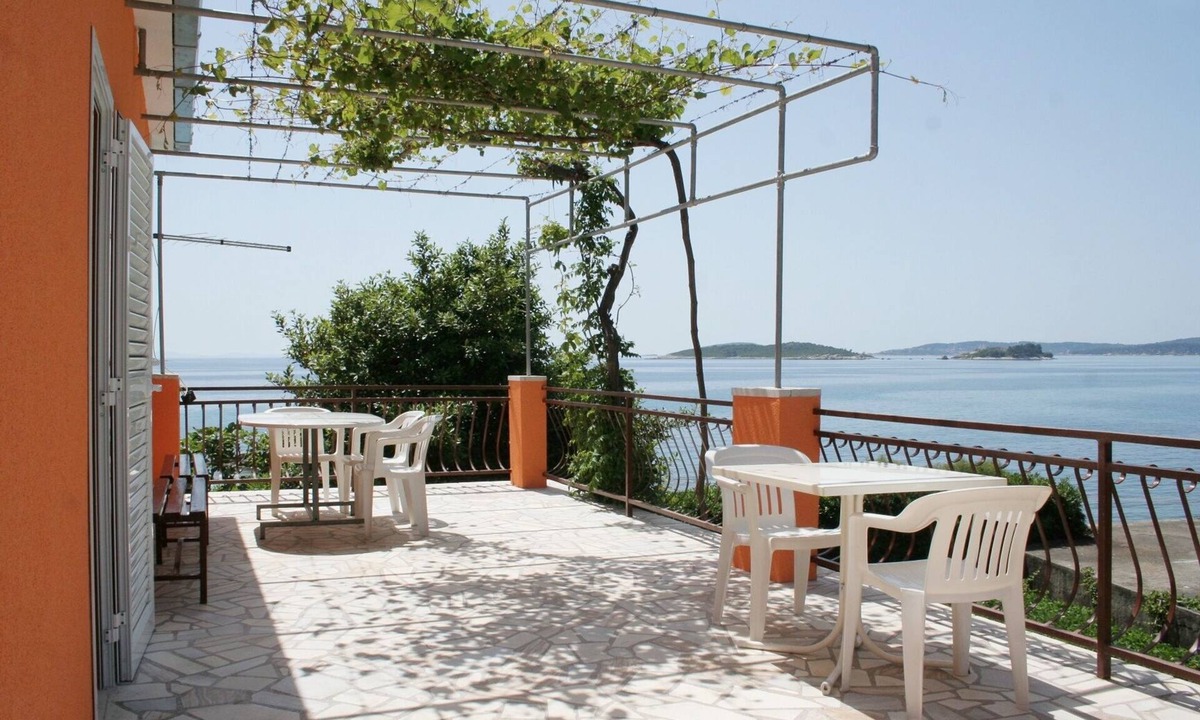 Orebic Apartment | Three bedroom apartment near beach Orebić, Pelješac (A-4537-a)