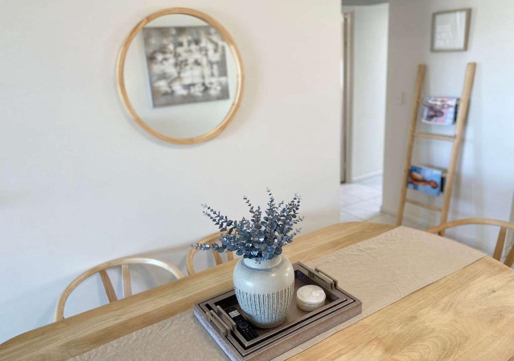 Townsville Apartment | Tranquil 3 Bedroom Retreat in Townsville City