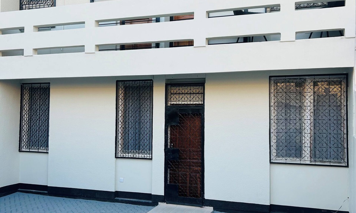 Msasani Villa | Ubalozi Villa luxury 2-bedroom villa by US Embassy with WiFi, AC and 75” TV