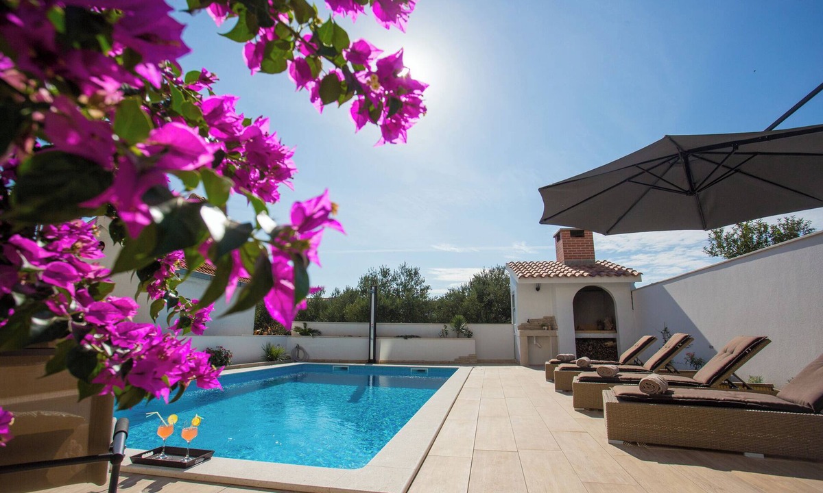 Kamen House | Villa Dalmare Split - Private Hydro-massage Pool