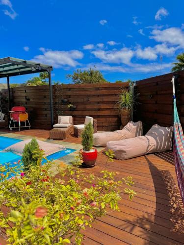 Paea House | Villa Fare Mananui 2 chambres avec piscine et jardin