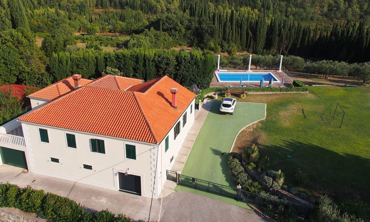 Zastolje Villa | Villa Nature Retreat - Three bedroom Villa with pool