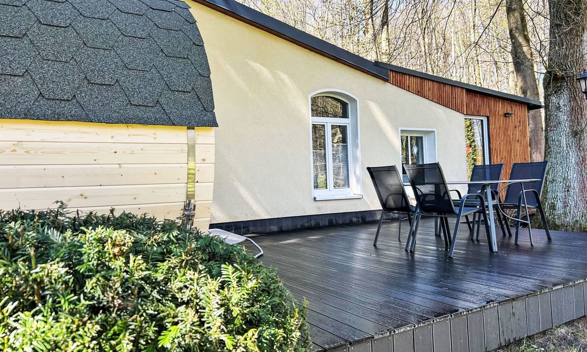 Rabenstein House | Waldhaus by Interhome