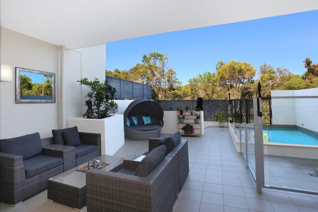 Marcoola Apartment | Whiteshells Beachfront Luxury Apartment