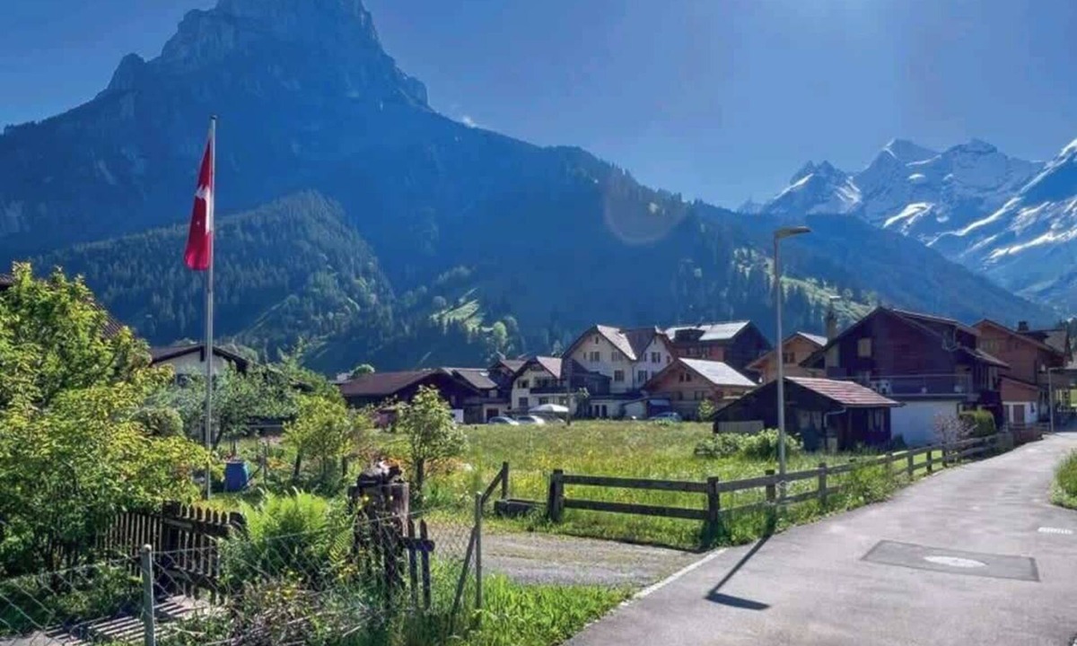 Blausee Apartment | With mountain view & balcony | kitchen | parking