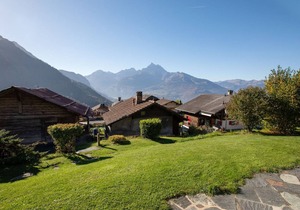 160 m² Accommodation ∙ 5 bedrooms ∙ 11 guests in Bex