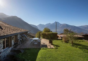 160 m² Accommodation ∙ 5 bedrooms ∙ 11 guests in Bex