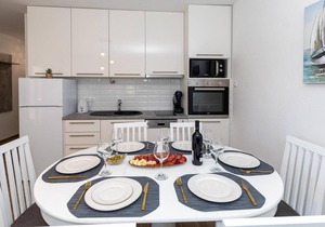 Amazing apartment in Komarna with WiFi