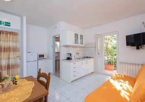Apartment Ora - Apartments with Pool: A1(2+1) - Orebic, Peljesac peninsula, Croatia