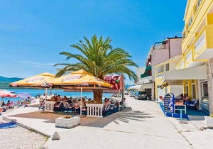 Holiday apartment Holiday resort with Villa Bonaca