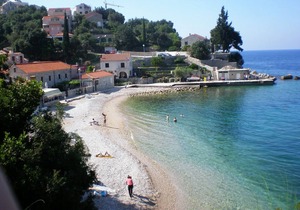 Villa Doris - 1 bedroom Apartment, 3 adults, ground floor