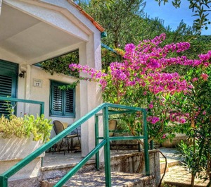Holiday Resort Villa Bonaca 