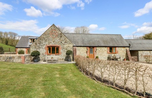 Newport Cottage | Cabin ∙ 1 bedroom ∙ 2 guests