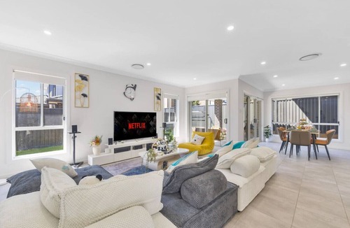 Leppington House | 功夫熊猫大house-Leppington市中心