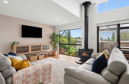 Yaroomba Resort | 153 Centenary Heights Road