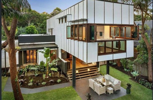 Yaroomba House | 2 Bed- Beach and Bush Retreat- Yaroomba-Sunshine Coast