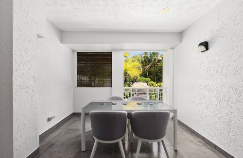 Palm Cove Apartment | 2 Bedroom Pool View Apartment Alassio Resort Palm Cove