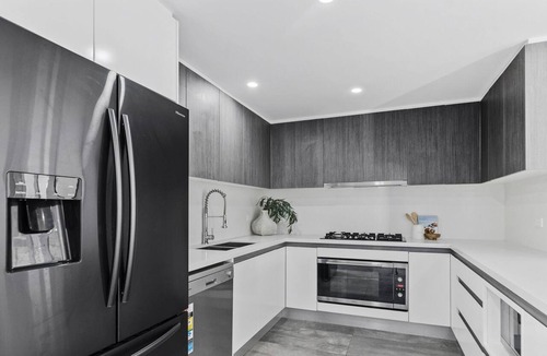 Terrigal House | 4-bedroom townhome in lovely Terrigal with AC for relaxing stays