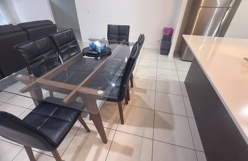 Logan Reserve House | 4BDR Spacious Family Retreat