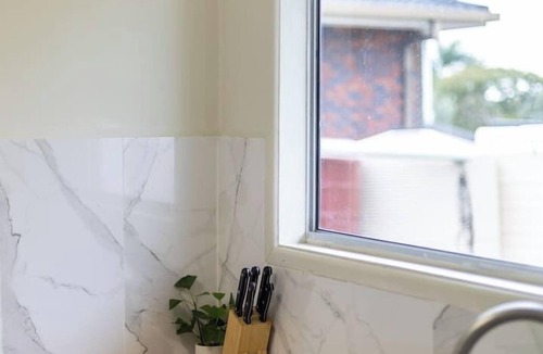 Sunnybank House | 5 mins to mall! Convenient 4BR Home @ Sunnybank