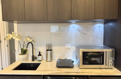 Sunnybank House | 5 mins' Walk to Sunnybank Market Square|2B2B luxe retreat