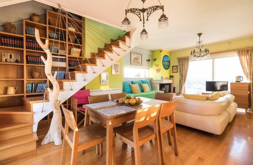 Piraeus Apartment | 90 m² Apartment ∙ 2 bedrooms ∙ 4 guests