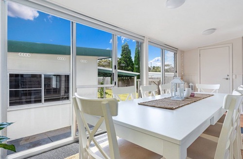 Callala Beach House | Absolute Beach – panoramic ocean views, just a few metres to the sands of Callala Beach