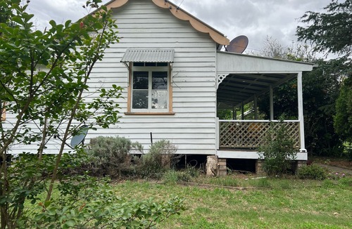 Laughtondale House | Absolute Hawkesbury River Frontage Country Vibes - On Acres Wisemans Ferry Fish