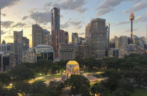 Darlinghurst Apartment | Accommodation Sydney City Centre - 2 Bedroom Pet Friendly Apartment with Hyde Park View