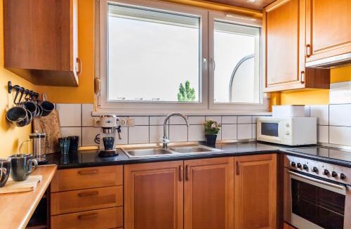 Obuda Apartment | Almere with FREE Parking