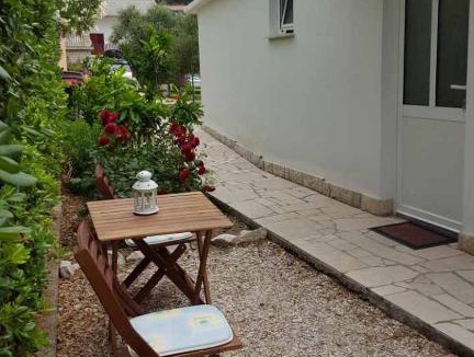 Banjol Apartment | Apartmani Andrea