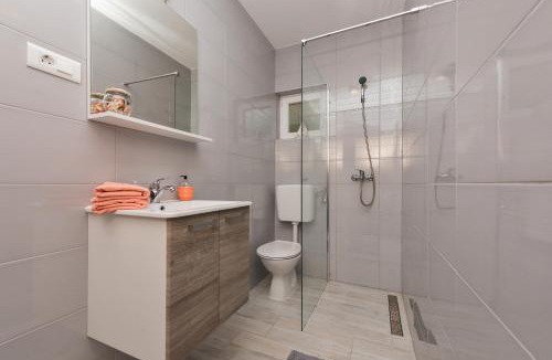 Vrpolje Apartment | Apartmani Sol