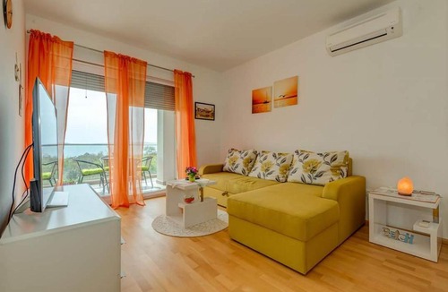 Znjan Apartment | Apartment Alfa